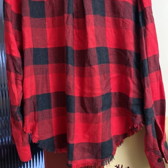 Cloth & Stone Red Butter Soft ButtonDown Shirt NeverUsed - Picture 6 of 9